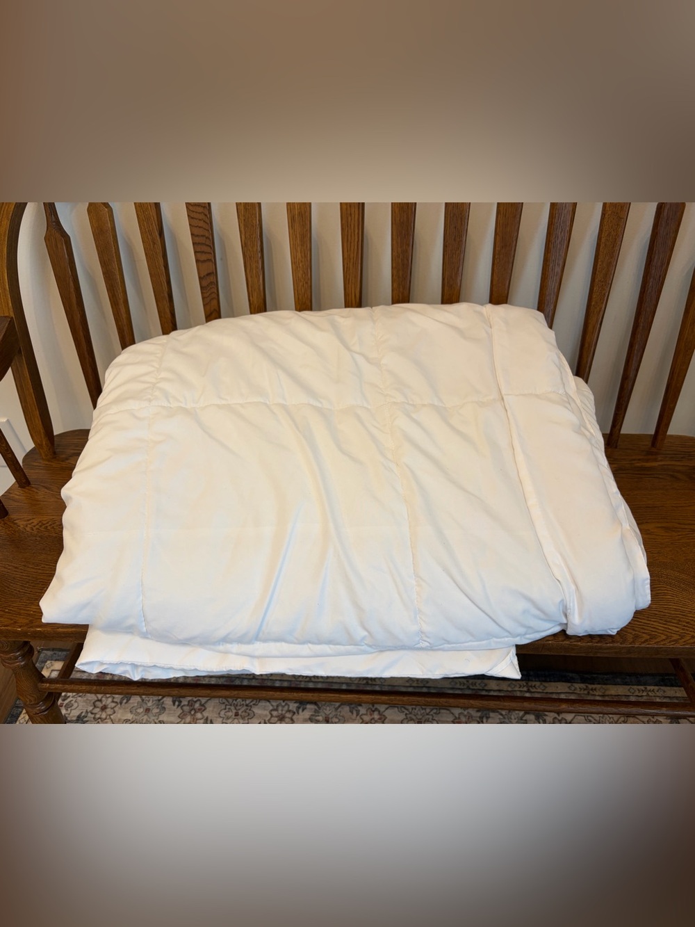 Room Essentials King White Comforter (100" x 87")